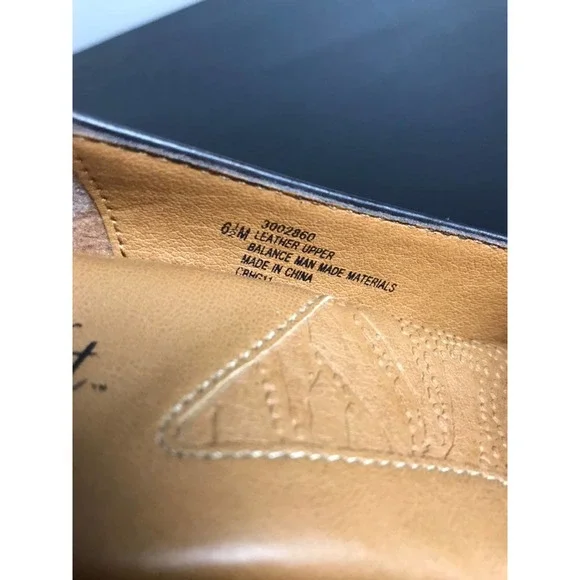 Euro Soft by Sofft Women’s Brown Leather Loafer Pumps - Picture 5 of 5